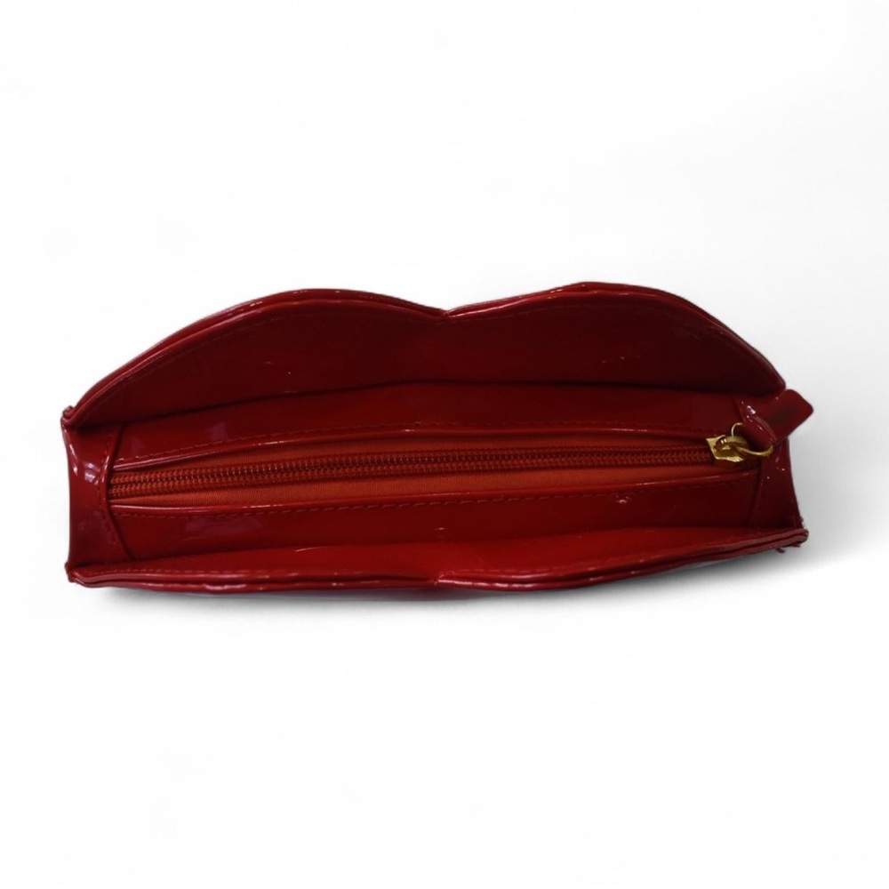 RARE Moschino Lip small clutch bag - Picture 3 of 6